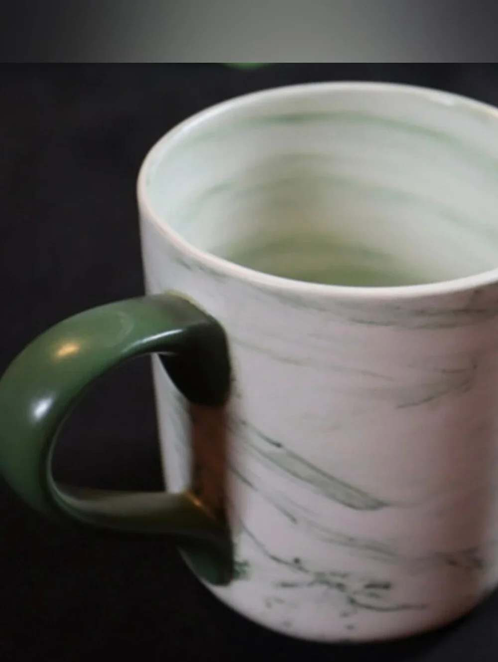 Gator Tail Ale Ceramic Swirled Marble Colored Green Coffee Tea Mug